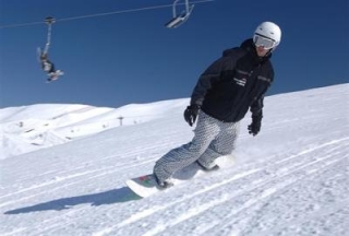  tomar una clase de snowboard